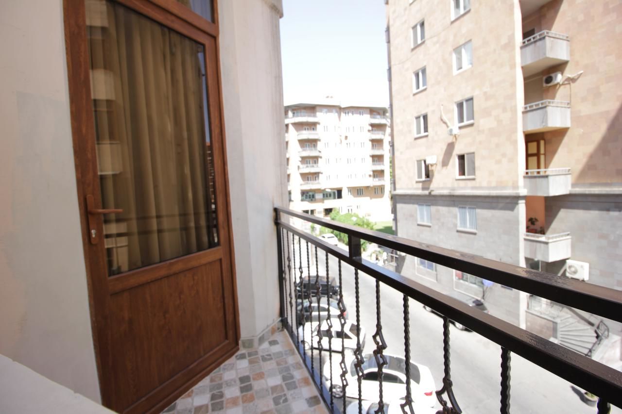 Отель A Hotel Yerevan Ереван-18