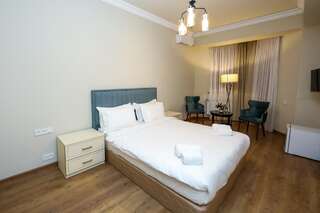 Отель A Hotel Yerevan Ереван Стандартный двухместный номер с 1 кроватью-5